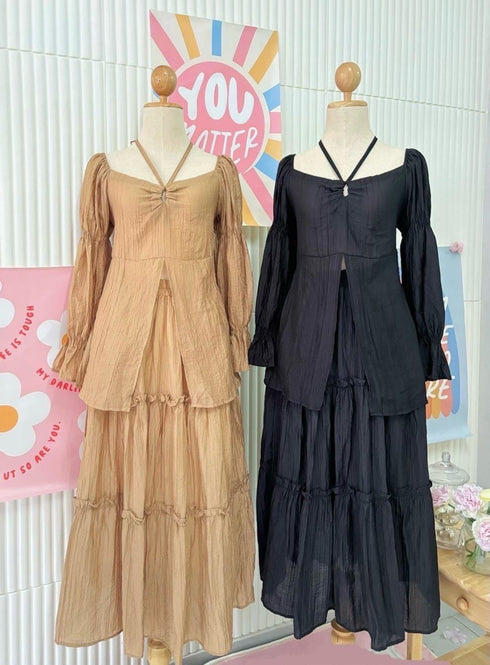 Wide Neck Lace Long Sleeves Slit Tops With Tiered Long Skirts